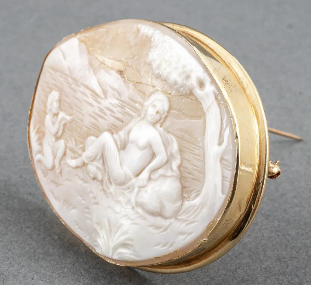 14K Yellow Gold Cameo Brooch / Pendant