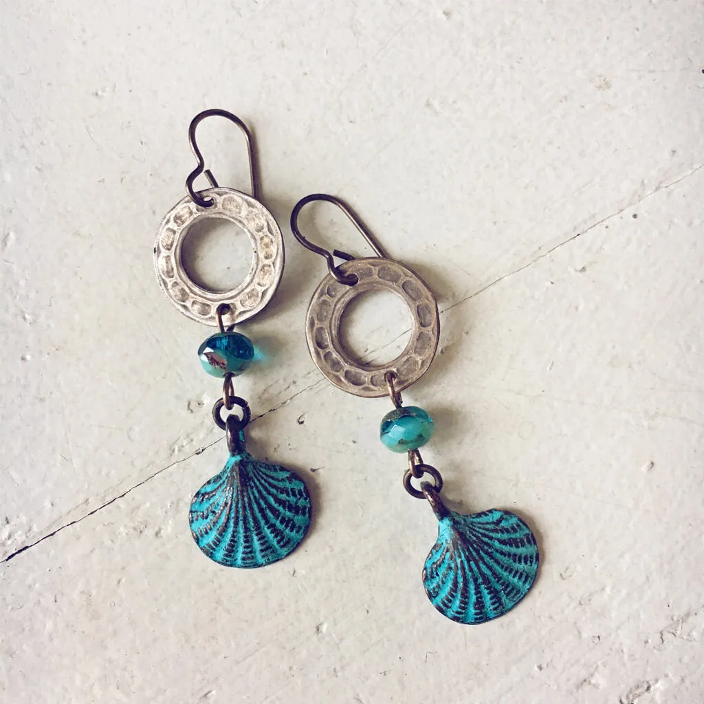 coastal // beachy boho sea shell earrings