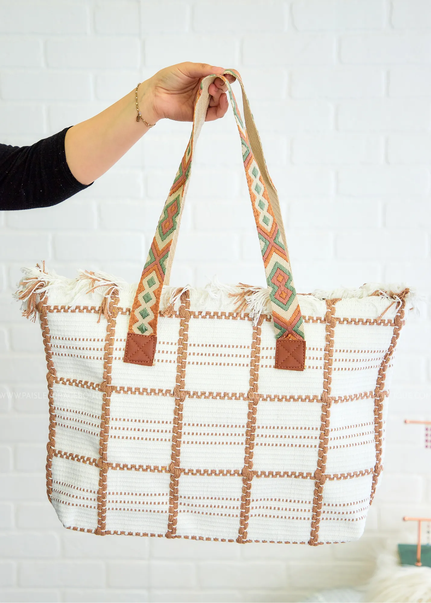 Daniella Woven Tote - 2 Colors