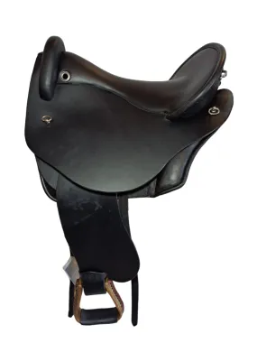 DP Saddlery Quantum with Fenders 7244