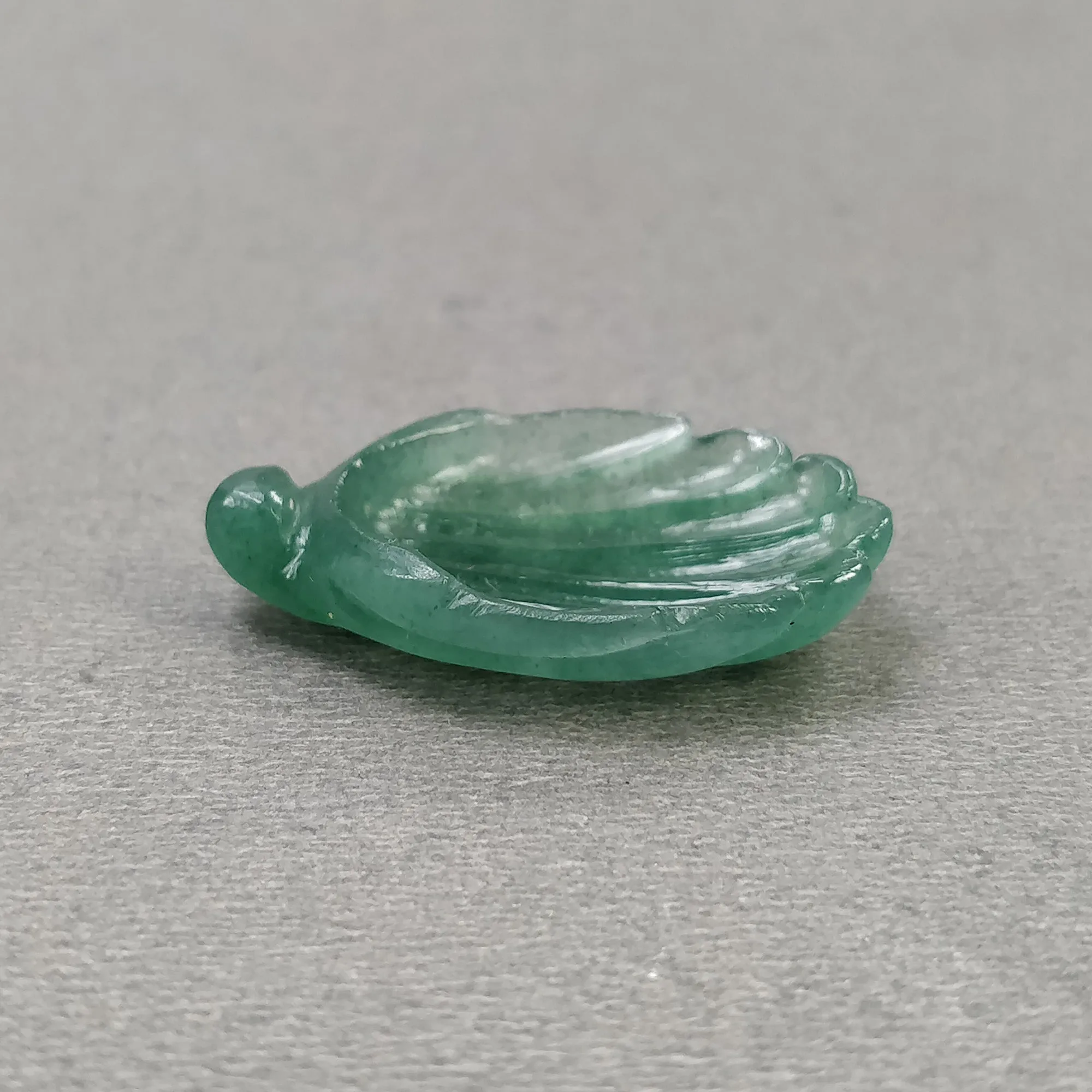 Green QUARTZITE Gemstone Carving : 12.65cts Natural Untreated Unheated Quartzite Hand Carved SEA SHELL 29.5*19mm