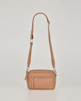 Lara Crossbody (Camel)