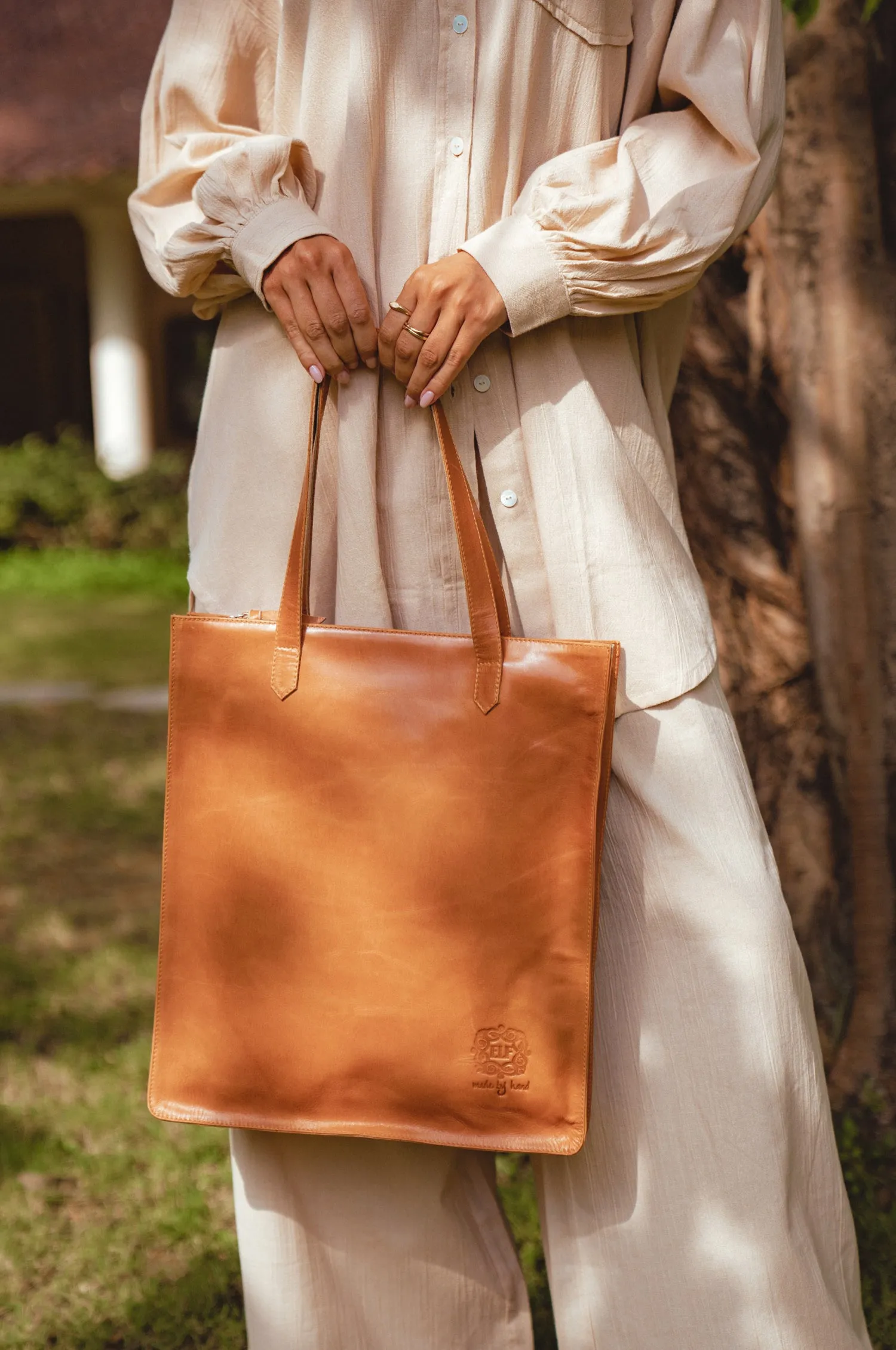 Lifestyle Leather Tote Bag