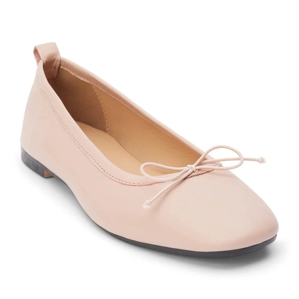 Nikki Ballet Flat