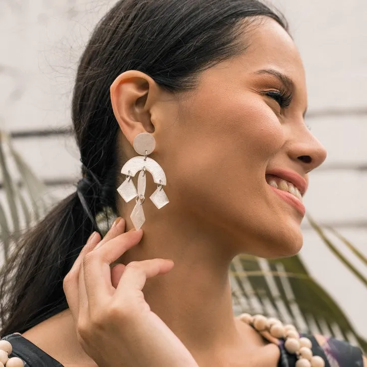 Portia Capiz Earrings in Natural