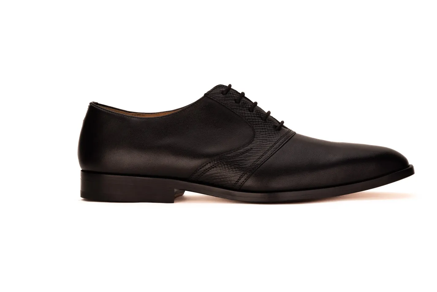 Saddle Oxford