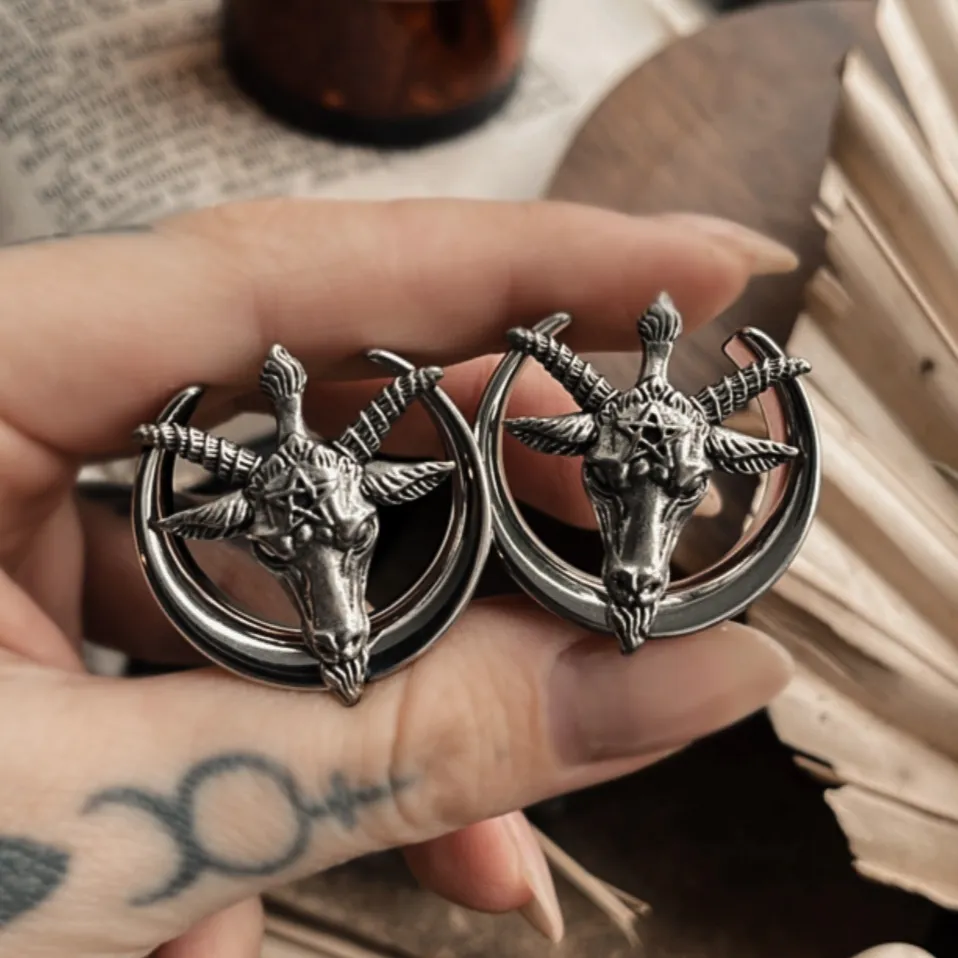 Silver Baphomet Saddle Spreaders