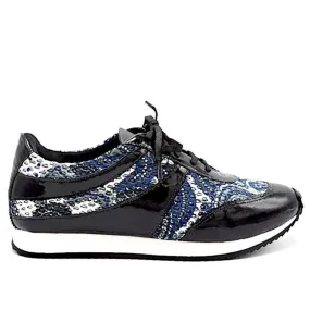 TRAIN WALKING SHOE - PATENT BLACK LEATHER / BLUE & WHITE MESH