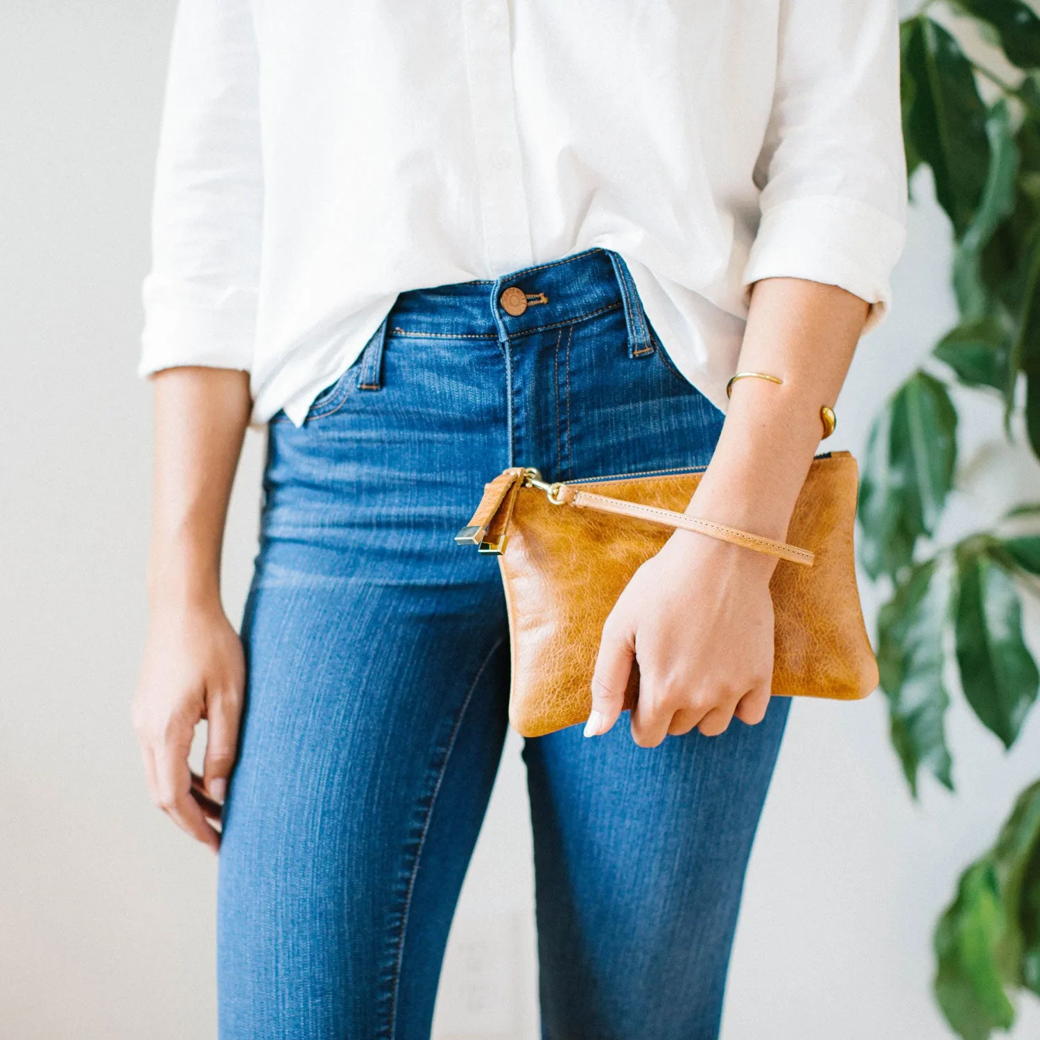 WRISTLET | SADDLE